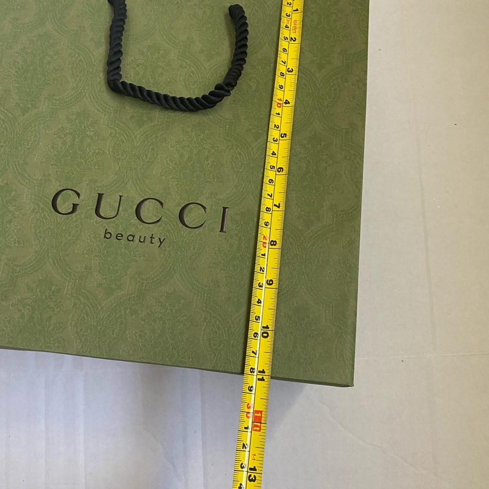 Gucci Green Paper Shopping Bag - Picture 5 of 8